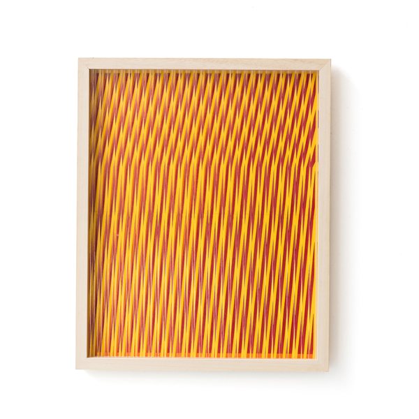 Sun, Alex Bloc, papel y vidrio estriado, 40 × 50 cm